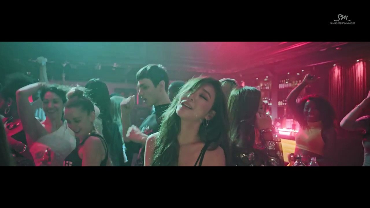 [K-POP] Tiffany(少女時代) (ft Simon Dominic) - Heartbreak Hotel (MV HD)