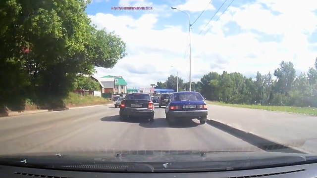 В Уфе автохам напал на пенсионера