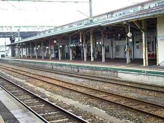 JRF 3098レ EF81-25 (大館)