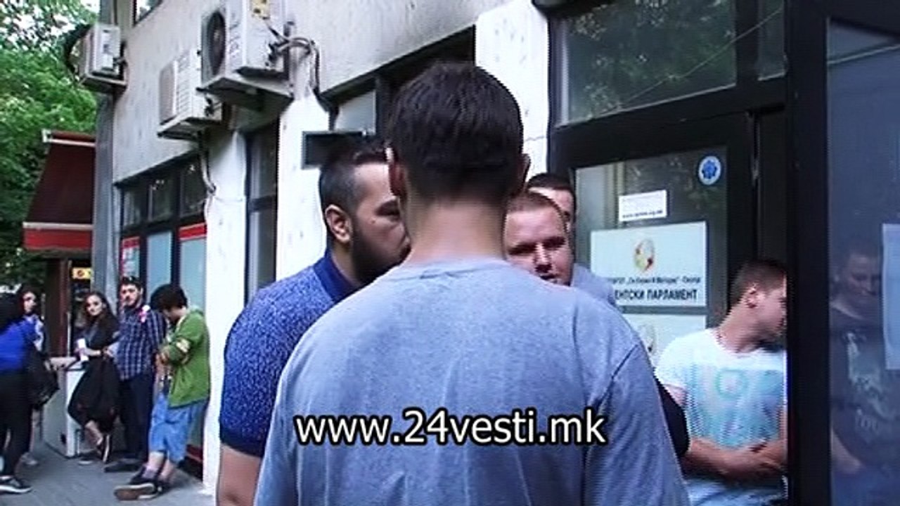 SVETLE STUDENTSKI IZBORI 13 06