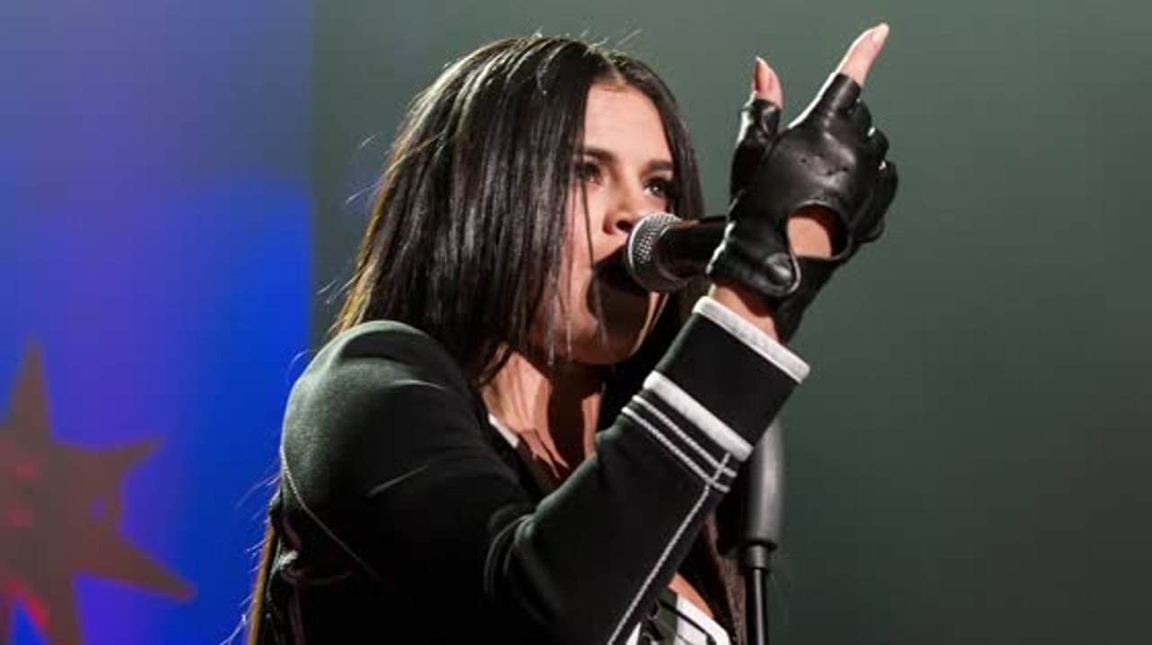 Selena Gomez Cancels Meet and Greet Over Security Fears