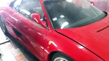 Pegaram num Ferrari F355 e colocaram um V12 BMW Twin-turbo!