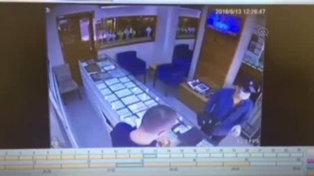 Biber Gazlı Kuyumcu Soygunu Güvenlik Kamerasında