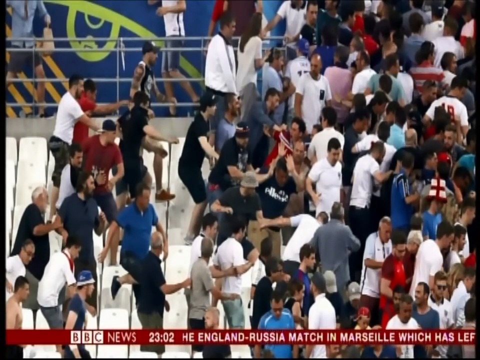 England v Russia Huge Clash Between Fans-Euro 2016