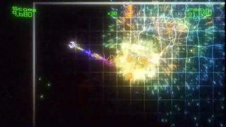 (27) Geometry Wars: Retro Evolved 2 (Waves)