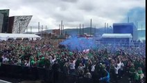 C'était hier à Belfast ... Cela va devenir le tube de l'Euro ! On n'aime pas, on adore et on est fan !