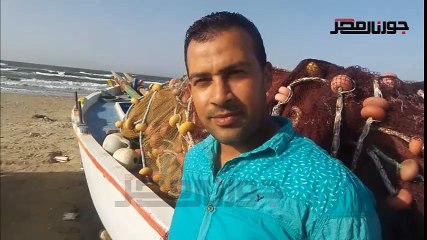 "جورنال مصر" مع صاحب صور "أسماك القرش" بشاطئ بورسعيد