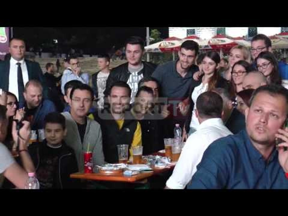 Report TV - Rama ndjek ndeshjen Belgjikë- Itali...