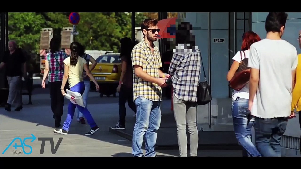 Pick-Up Bucharest | Kiss Close | Valentin Barbulescu