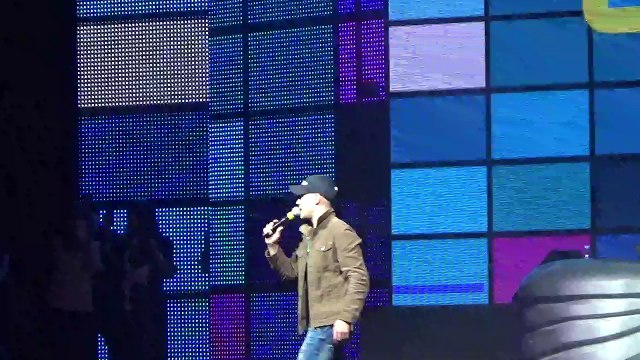 Фактор-2 - Красавица,Heis, Baby.,Война и Шалава-Ла-Ла