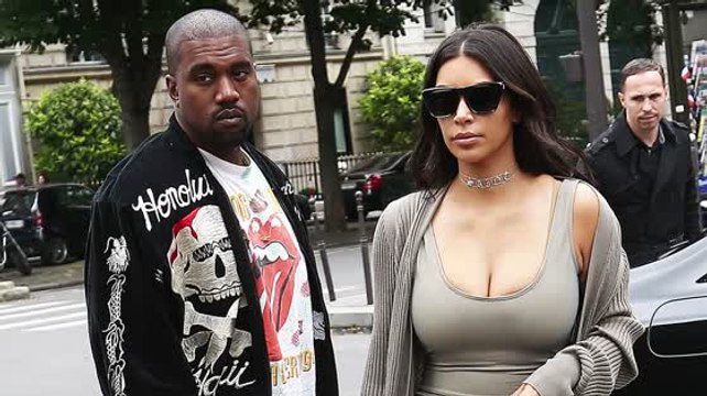 Kim Kardashian Looks Stunning as She Arrives in Paris With Kanye
