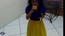 Princesa Sofia interpretando Branca de Neve