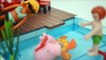 Pig George da Familia Peppa Pig nadando na Piscina Em Portugues Tototoykids
