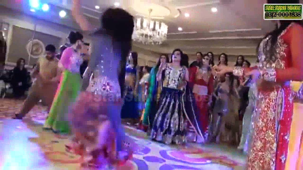 A Dunia Putter Paisay Di new mujra 2016