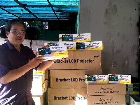 0896-2381-1395(Bpk Yogie) | Bracket LCD Bali, Bracket LED TV Bali, Bracket TV Bali