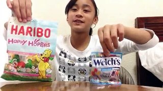 Eating Easter Candy / Welch's, Haribo Happy Hoppers! - Review!