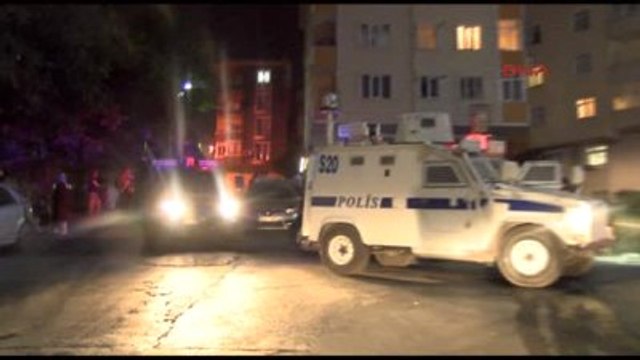 Eyüp'te Park Halindeki 6 Araç Kundaklandı