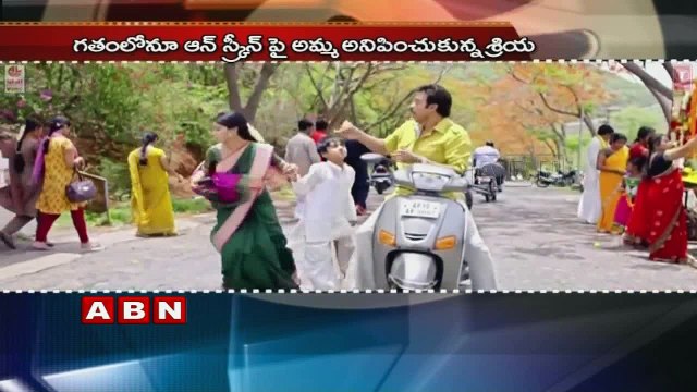 Shriya Saran Pairs Up With Balakrishna In 'Gautamiputra Satakarni'