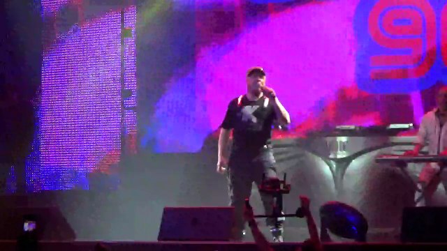 Комиссар - Ты уйдешь,Туман-туманище,Дрянь и Королева снежная