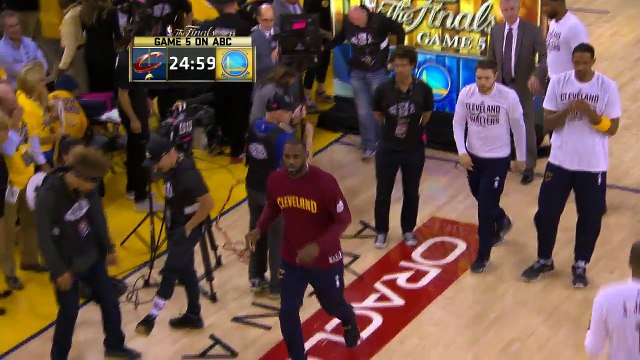 Warriors Fans Boo LeBron James Cavaliers vs Warriors - Game 5 June 13, 2016 NBA Finals
