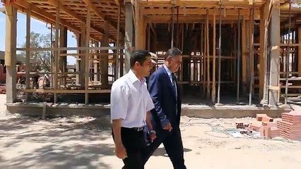 والي قفصة للمرة الثانية يفاجئ عونا نائما أثناء العمل