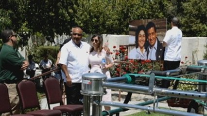 Helen Chávez arropada por miles de personas en su despedida