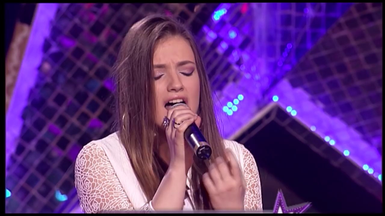 Elena Bimbiloska - Crno i belo