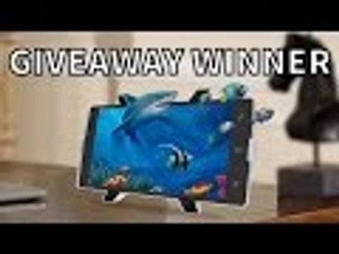 Holographic Phone Giveaway Winner!!