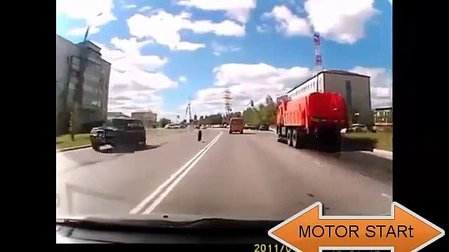 [MP4 360p] Ruedas escapadas de sus cotxes i que destrosos produsen por la carretera