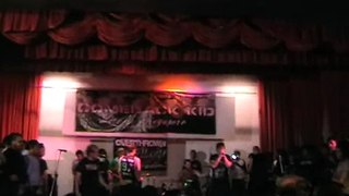 Comeback Kid-The Trouble I Love (Live In Singapore 25/04/08)