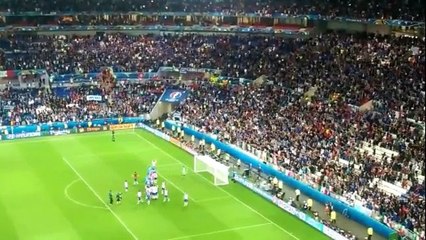 Quand Gianluigi Buffon loupe sa célébration