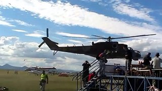 Mi-24 - vzlet - Memorial air show 2013 - Roudnice nad labem