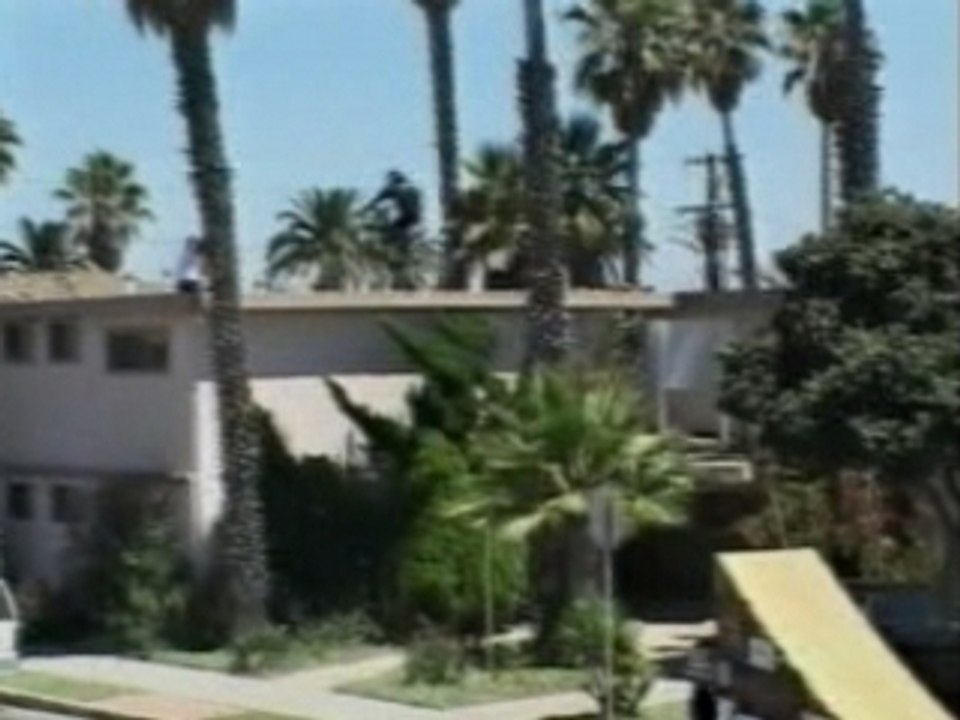 [JACKASS] ~ BMX Roof Crash