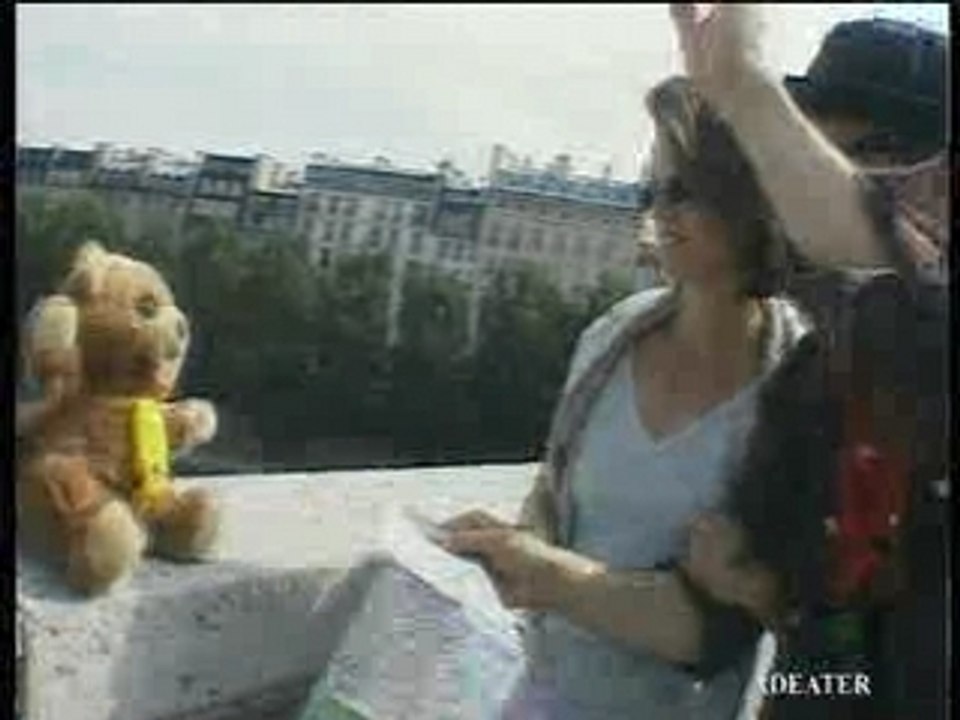 Grumly et les touristes