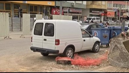 Antalya Kamyonetteki Not Polisi Alarma Geçirdi