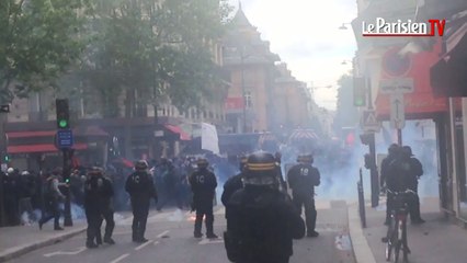 Video herunterladen: Paris : premiers heurts en marge de la manif contre la loi Travail