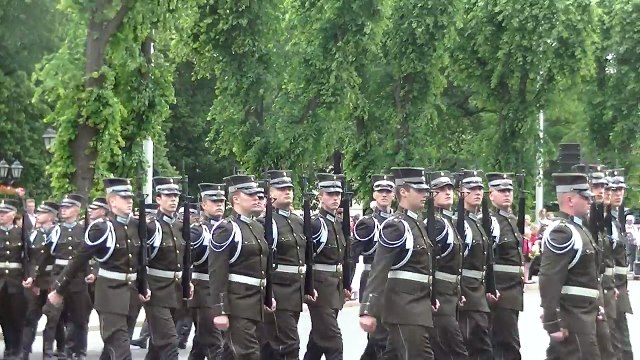 день памяти жертв депортаций в Латвии 14 июня 2016 процессия