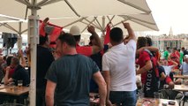 Euro 2016 : les Albanais mettent l'ambiance sur le Vieux-Port à Marseille