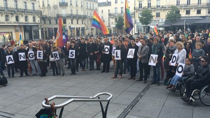 Rassemblement à Angers en hommage aux