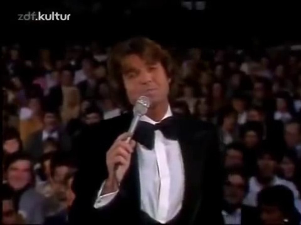 Chris Roberts -  Hit Medley -1-