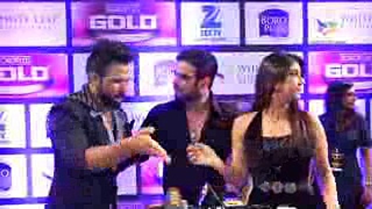 Fun & Masti at Zee Gold Awards 2016 Red Carpet with Television Stars