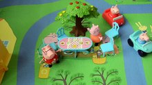 Pig George Da Familia Peppa Pig Salva a Vila Encantada!!! Em Portugues Tototoykids