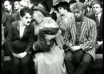 Charlie Chaplin- Easy Street (1917)