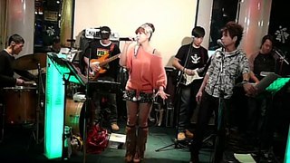 2010.12.17 Amuse - 透氣 (cover)