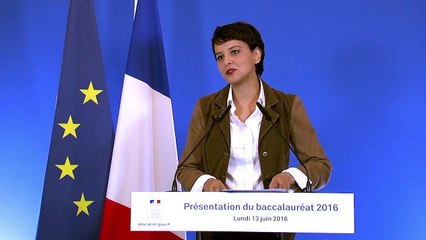 "Certaines critiques méritent d'être balayées par l'absurde" - Quand Najat Vallaud-Belkacem défend le baccalauréat