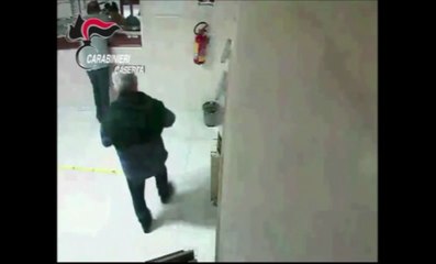 Caserta - strisciavano cartellino alla Asl senza lavorare: 9 arrestati