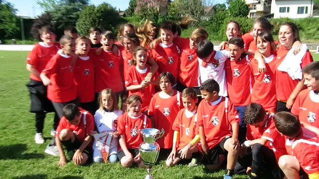 Les groupes U11, U13 et U14 féminines après les remises à St Prex !!!