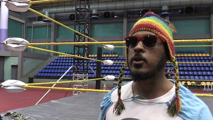 Le catch en Malaise: collants, clés de bras et rêves de gloire