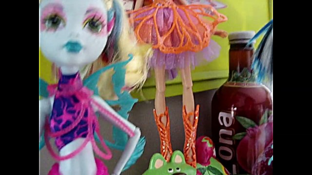 Poupée Mannequin Ever After High - Cdm54 - - Lizzie Hearts - Printemps Fleuri