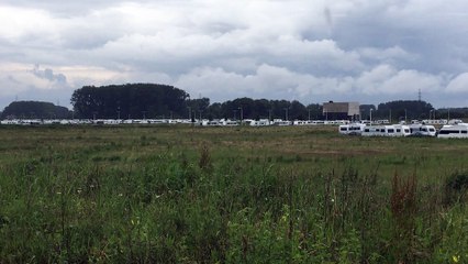 Les caravanes des gens du voyage de retour à Mons